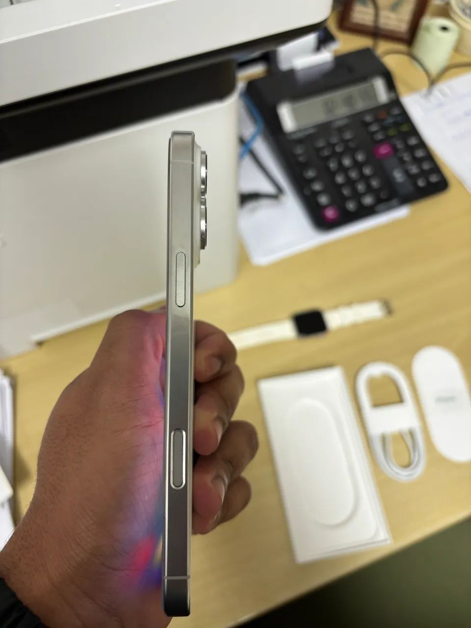 iPhone 16 pro max - Foto 2