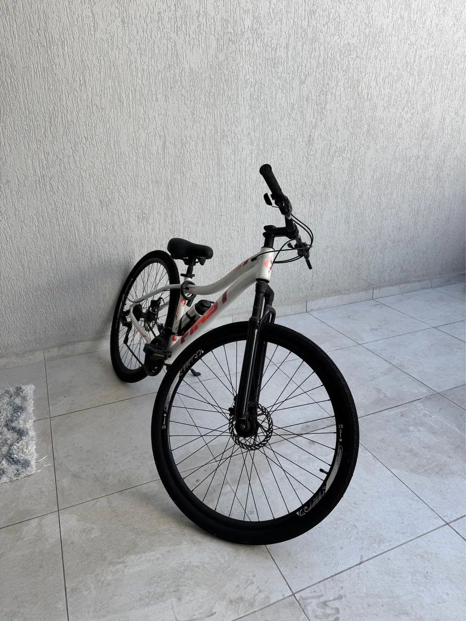 BICICLETA FIRST STREET - Foto 2