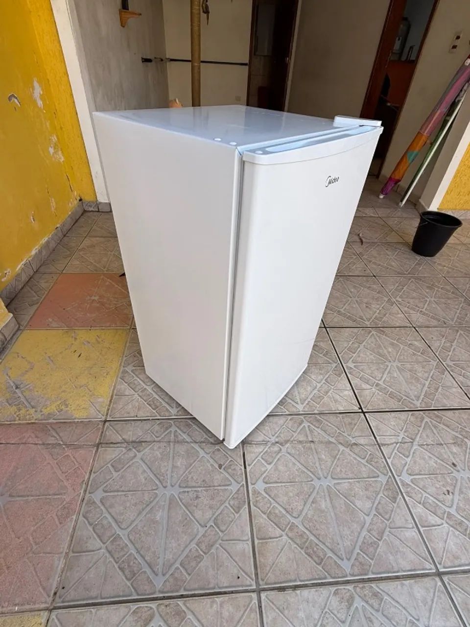 Frigobar 93L Inverter Branco - Foto 2