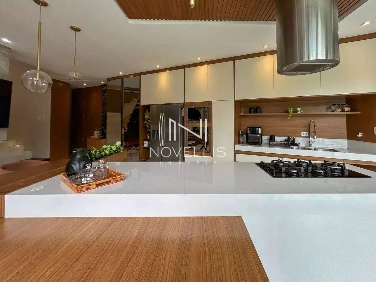 Casa para alugar com 5 dormitórios sendo 3 suítes - Jacareí - Foto 4