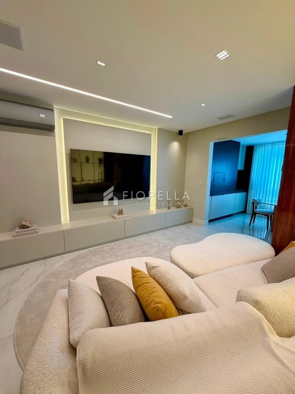 Apartamento com 02 dormitórios em Campinas - São José/SC.