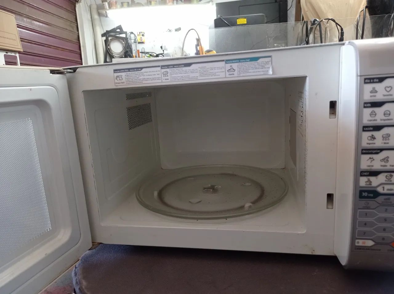 Microondas midea 30 litros  - Foto 4