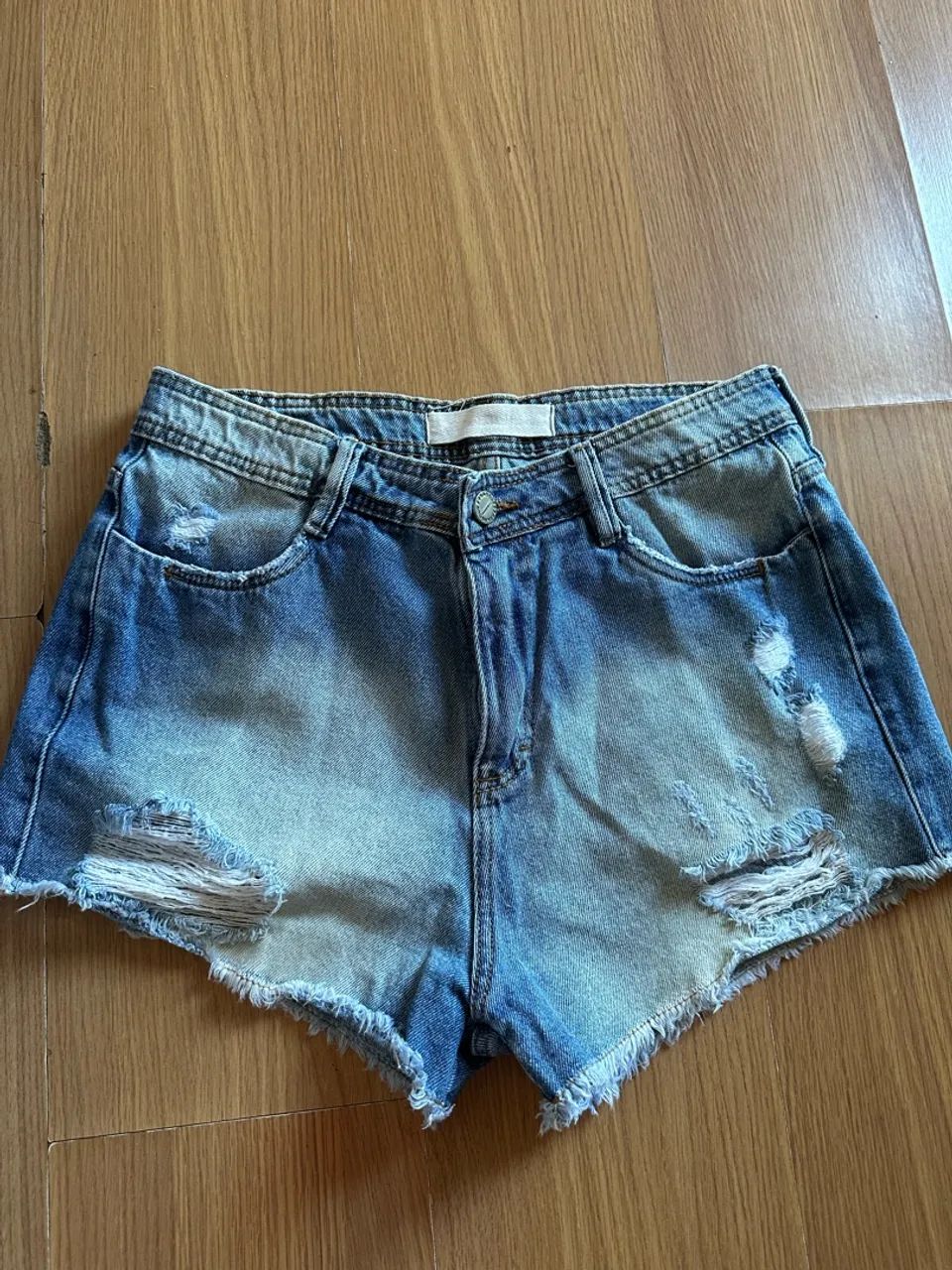 3 Shorts Jeans por 1 preço  - Foto 2