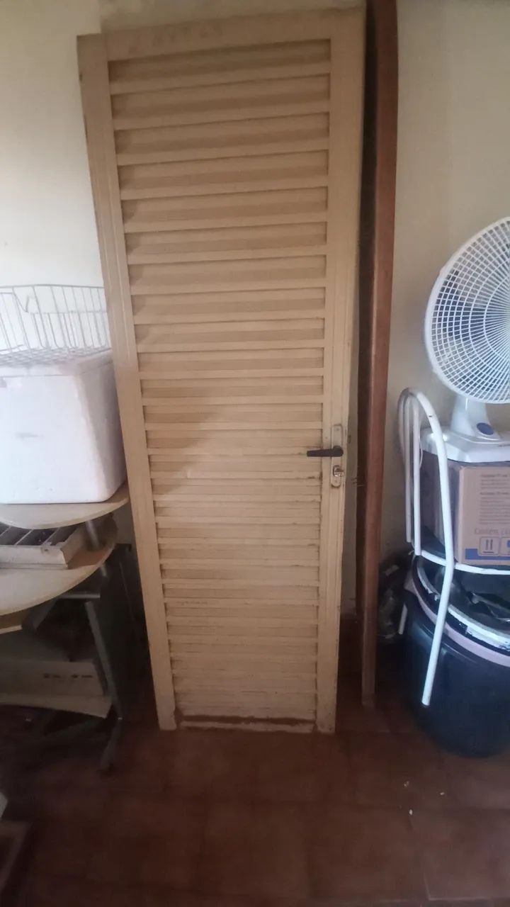 PORTA VENEZIANA 2.00X63 COM FECHADURA E CHAVE  - Foto 2