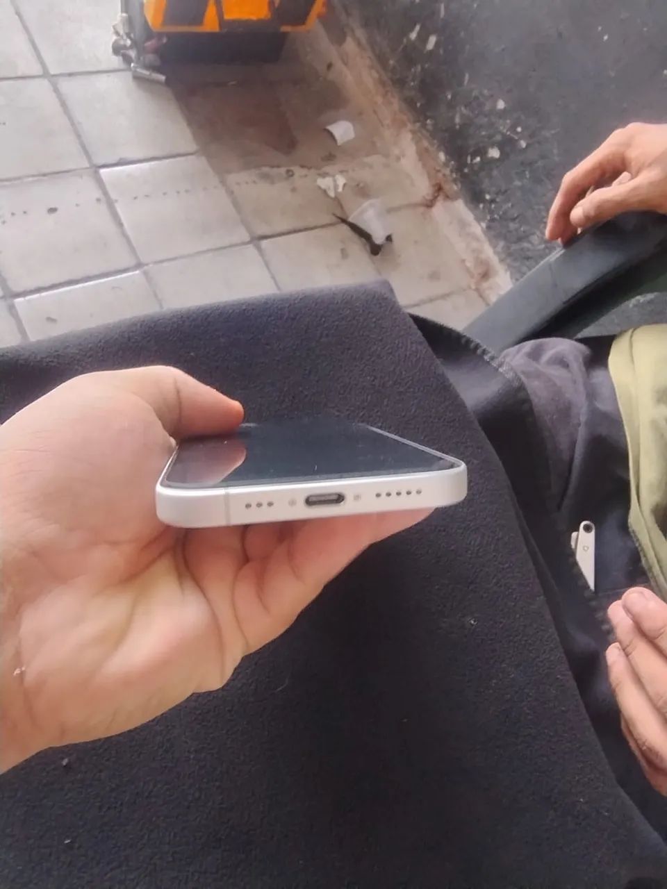 IPhone 16 128gb