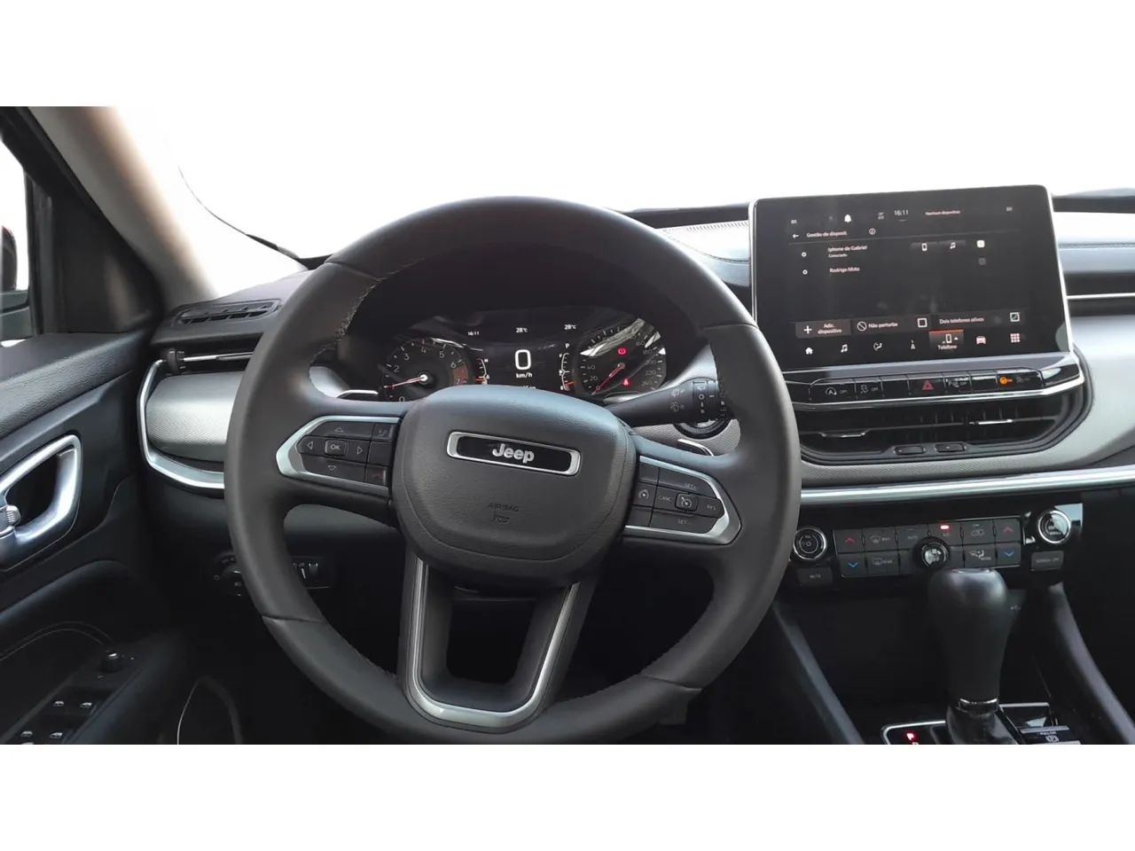 Jeep Renegade Long. T270 1.3 TB 4x2 Flex Aut., foto 12 de 13