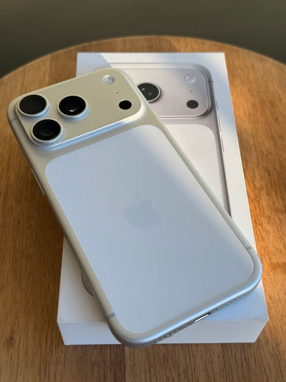 iPhone 17 PRO 256GB Silver Impecável - Foto 3