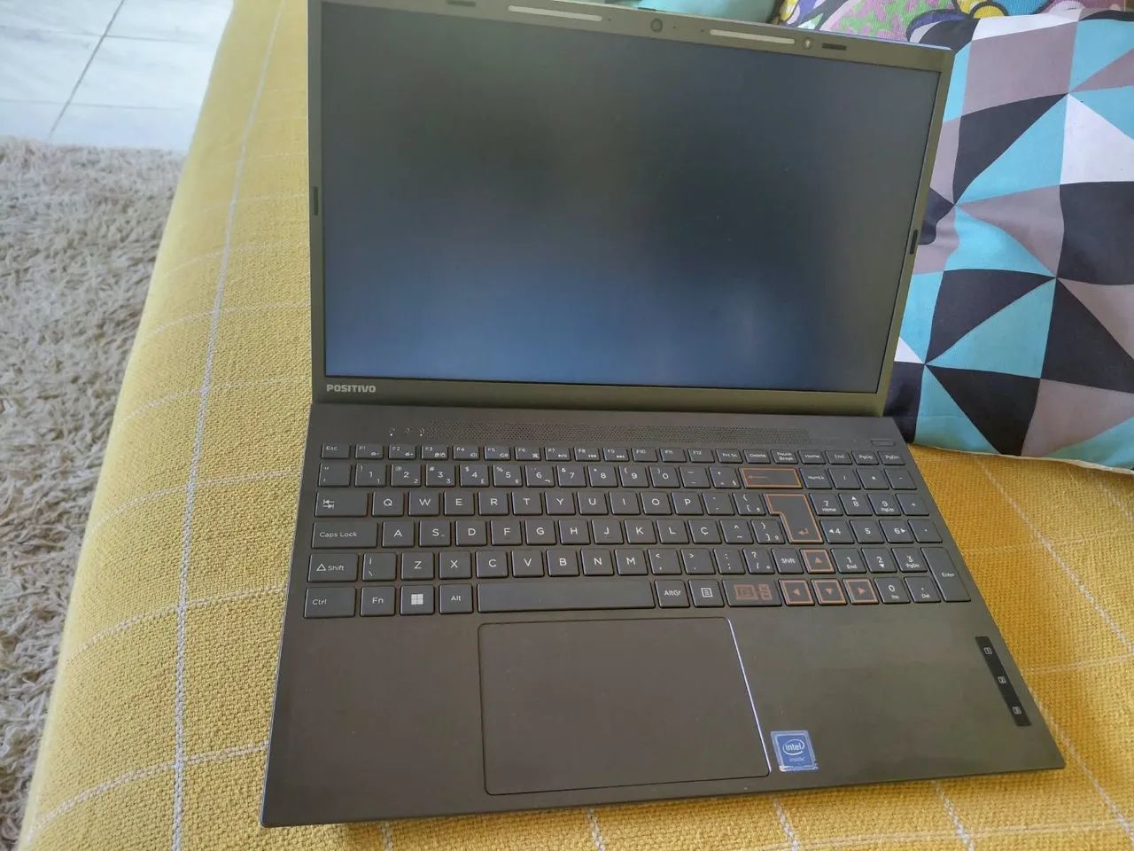 Notebook Positivo 