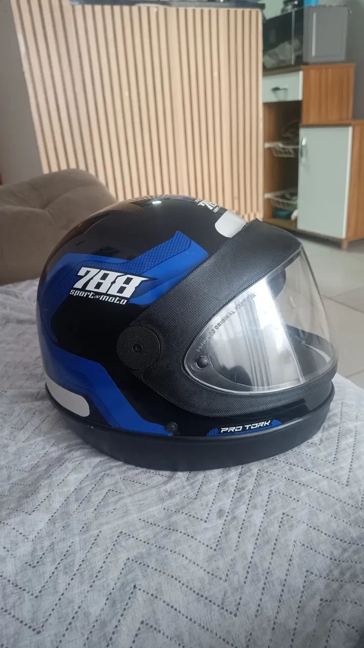 Capacete moto novo 