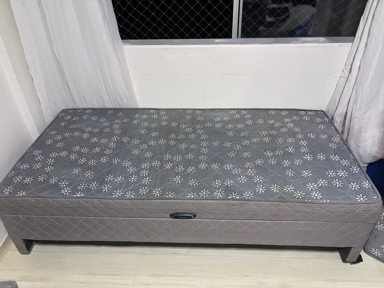 Cama de solteiro com baú e cama auxiliar  - Foto 3