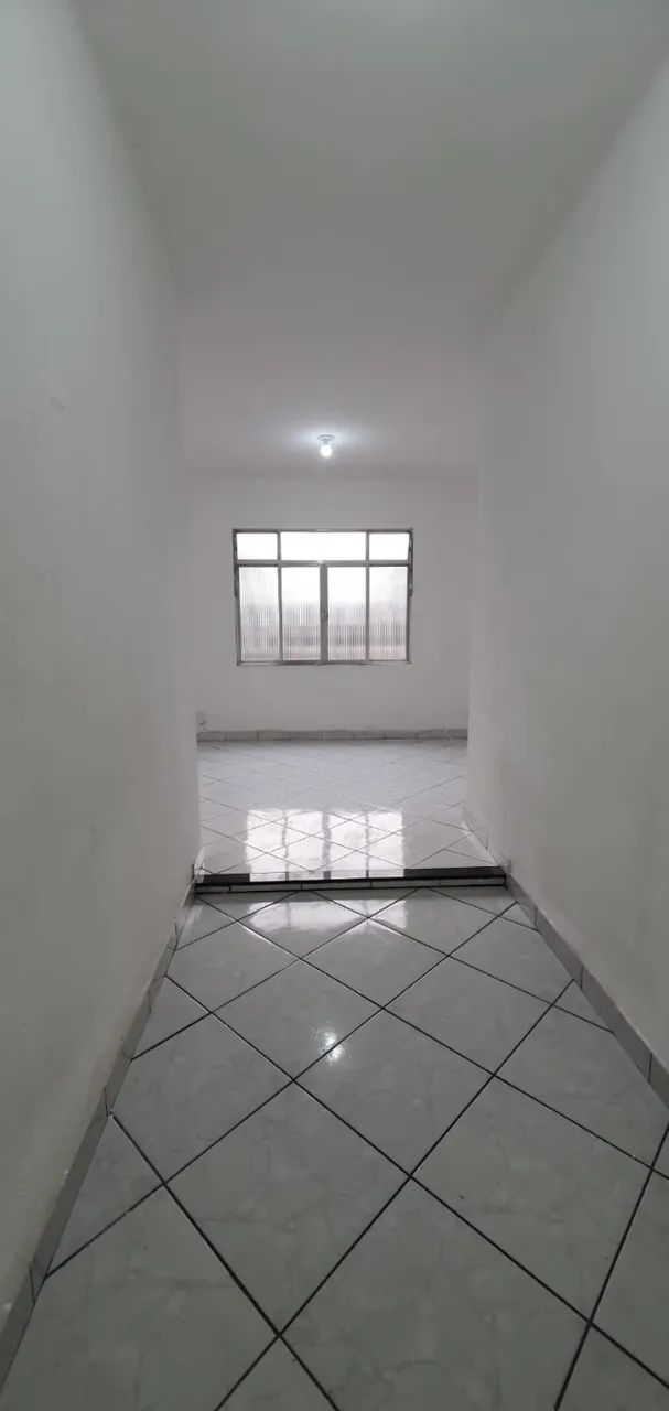 Casa Sala Quarto Penha Circular Imovel amplo e bem localizado - Foto 2