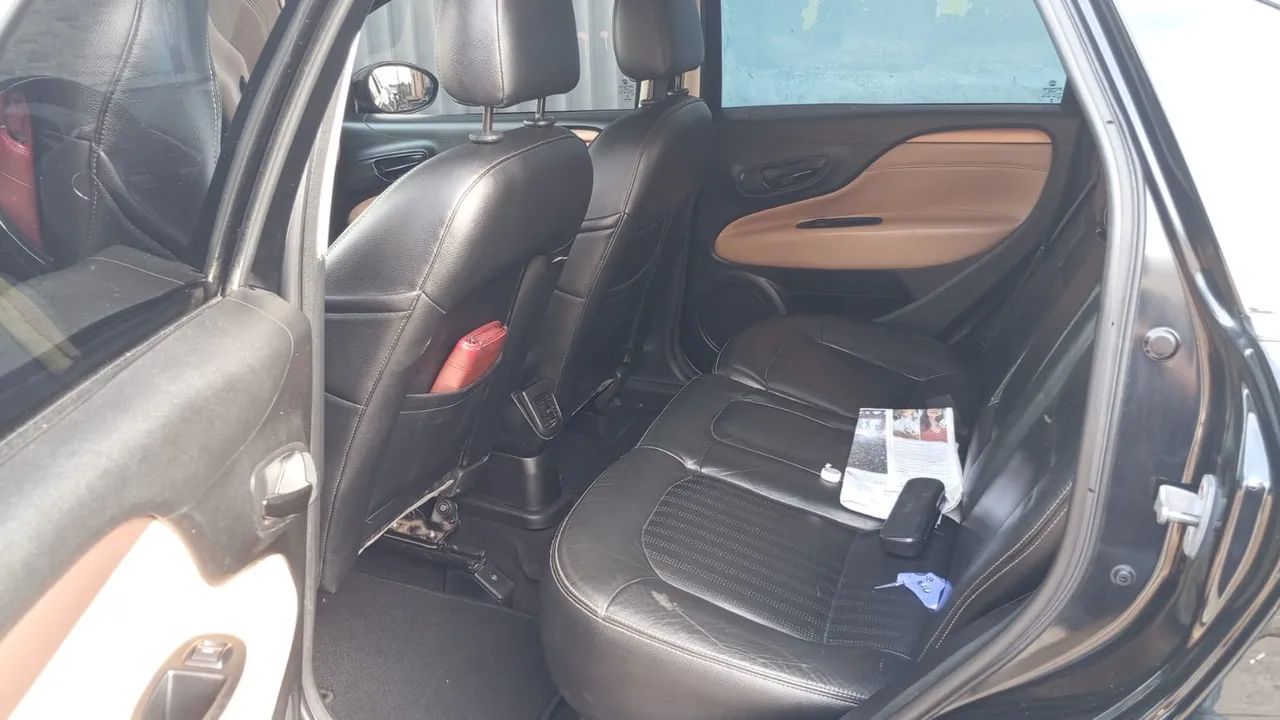 Fiat Linea Absolute 1.9/1.8 Flex Dualogic 4P 2016 - Foto 3