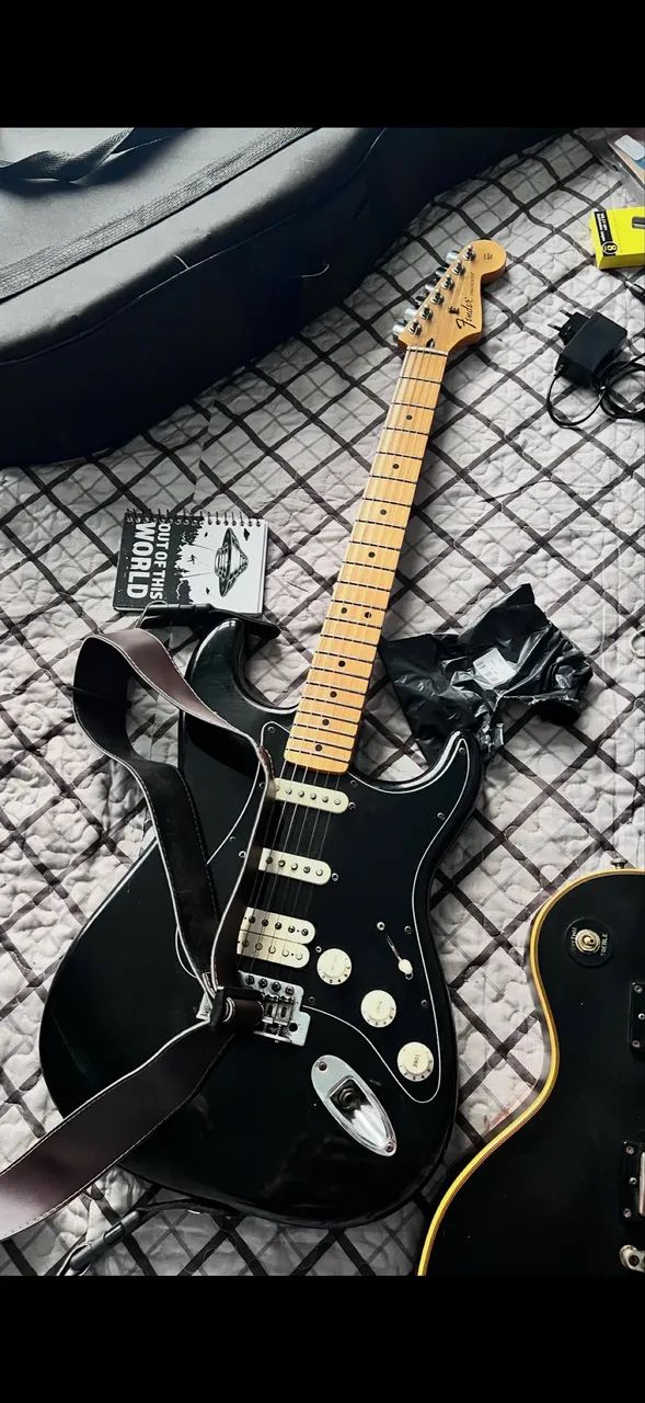 fender stratocaster mexicana