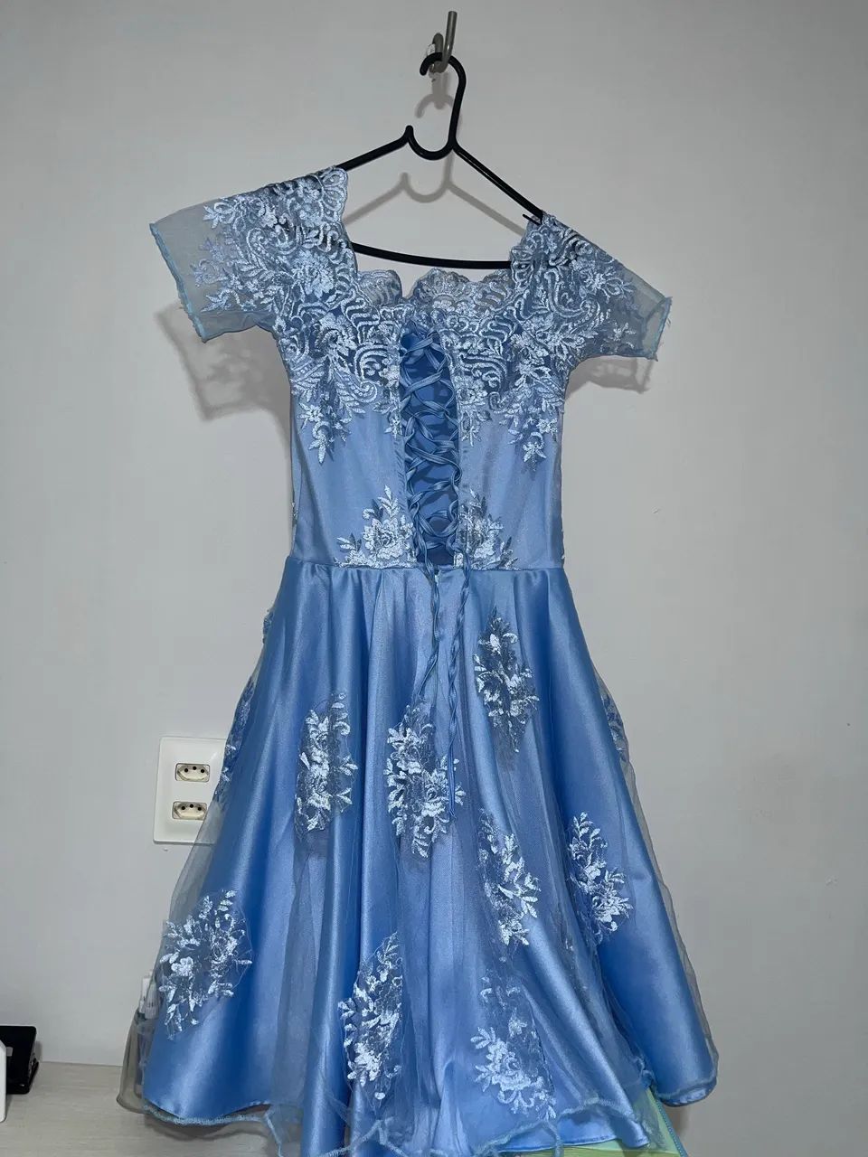 Vestido de festa azul + Mini coroa - Foto 4