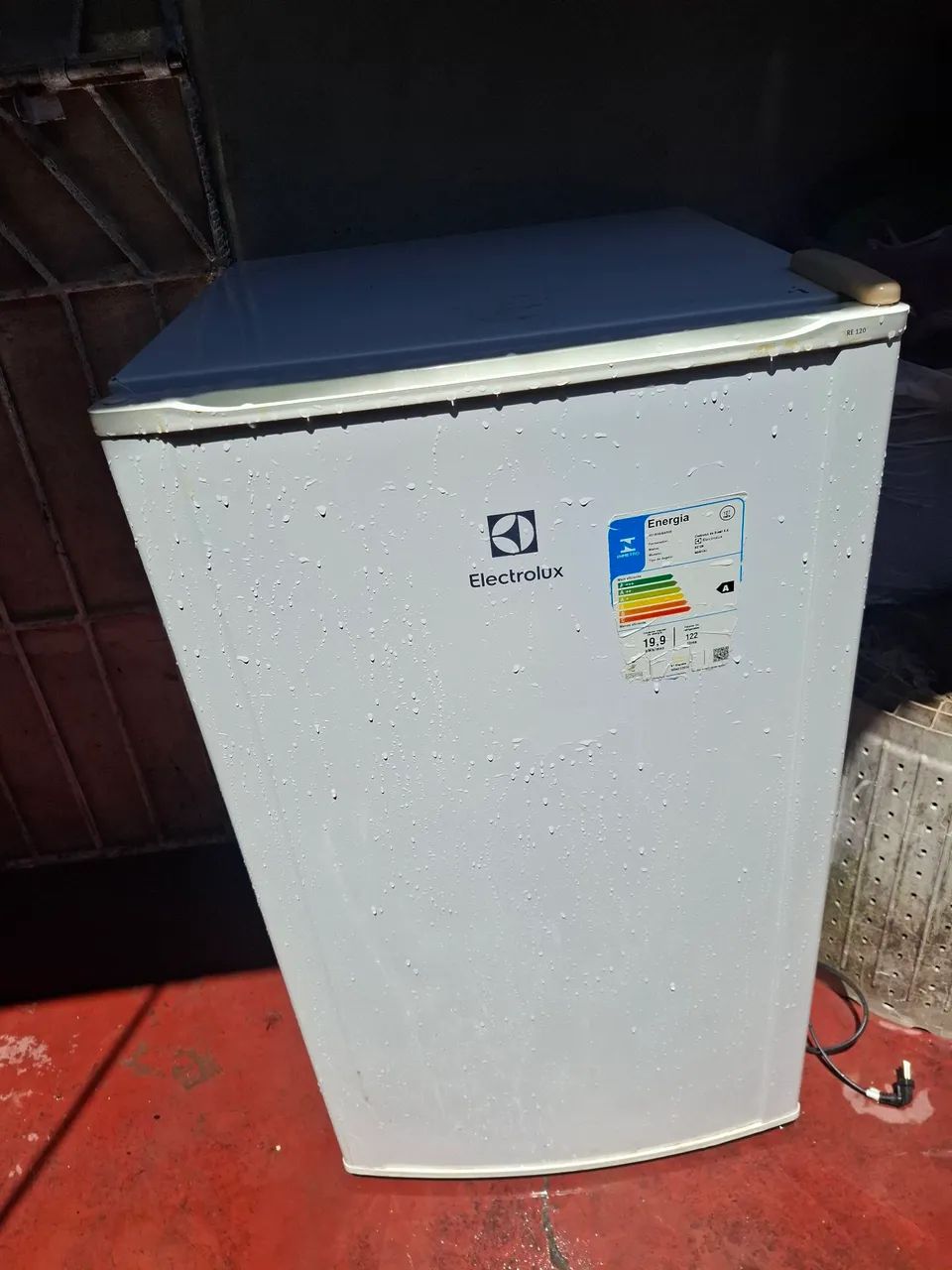 FRIGOBAR ELETROLUX 122L 127V  - Foto 5