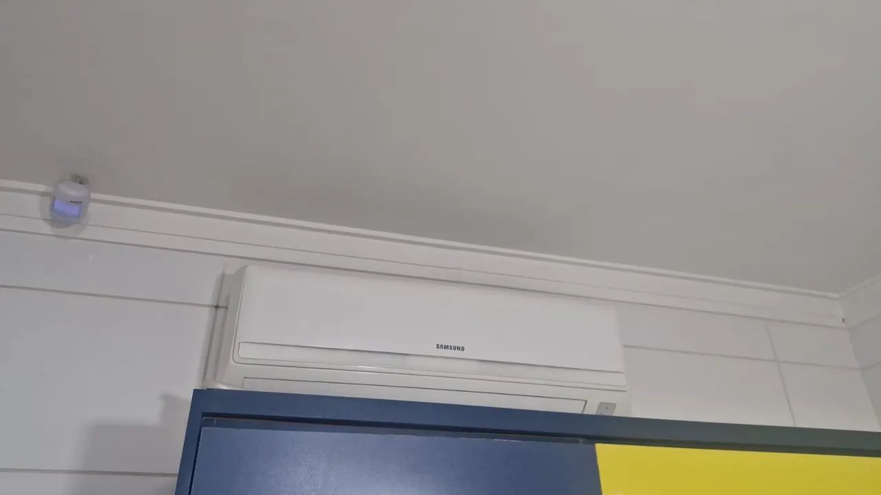  03 Aparelhos de ar-condicionado Samsung 9000 BTUS