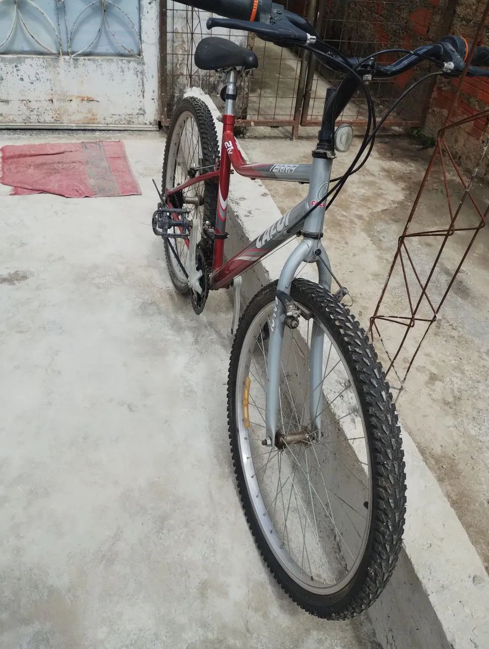 Vendo bicicleta em ótimas condições  - Foto 2