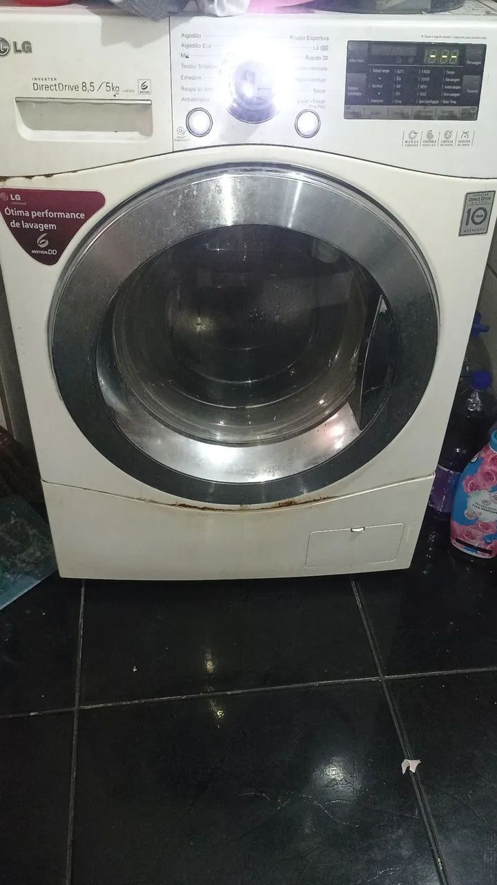 Vendo Lava e Seca LG com defeito 