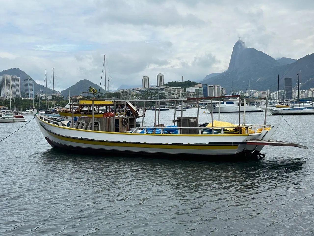 Vendo embarcação ano 2026