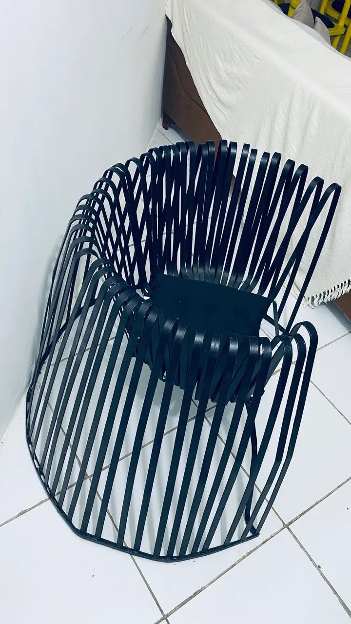 POLTRONA PRETA DE FERRO  - Foto 2