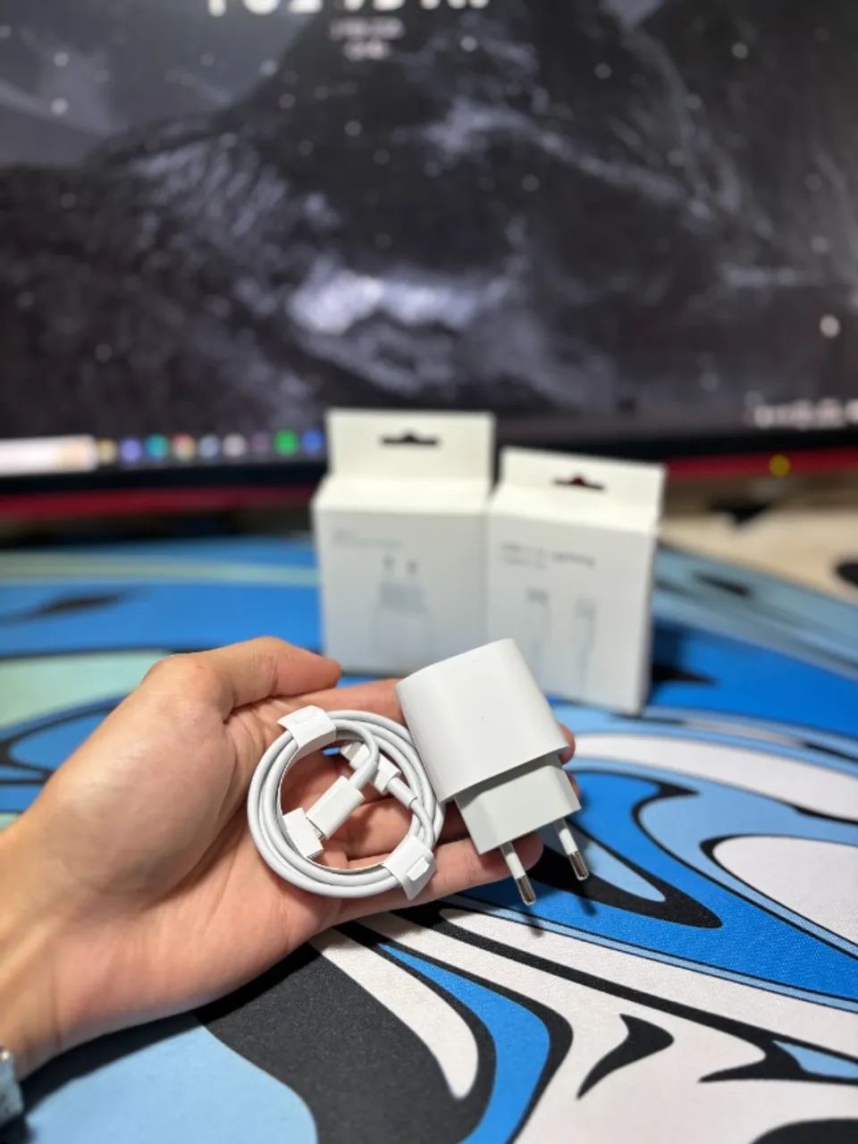 Kit Carregador + Cabo USB-C ou USB-C Lightning - Foto 4