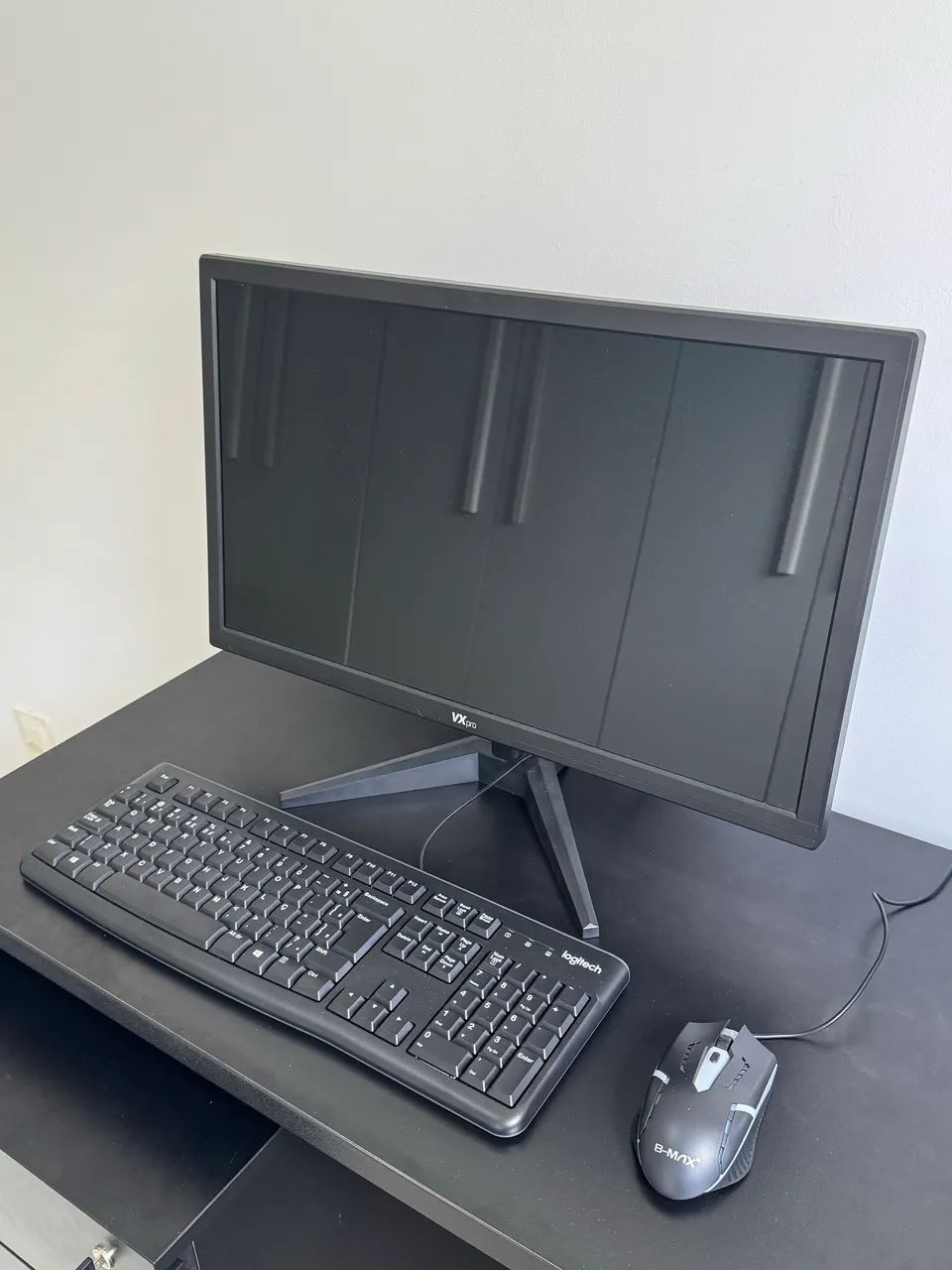 Monitor, Teclado e Mouse