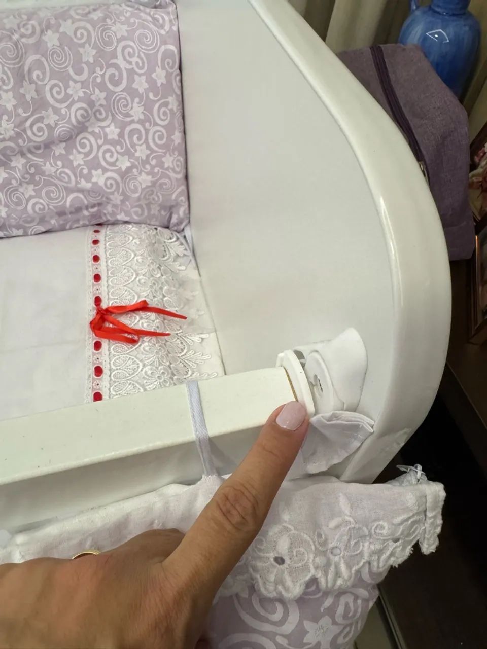 Mini berço completo - um luxo - Foto 4