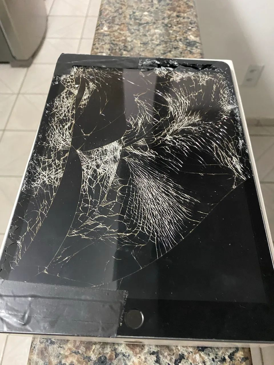 Desapego de iPad 8 Th generation  - Foto 2
