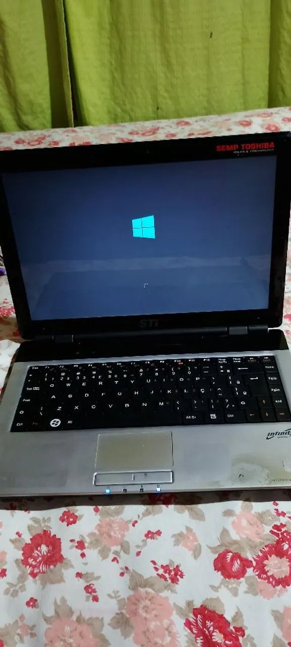 Vendo notebook usado 
