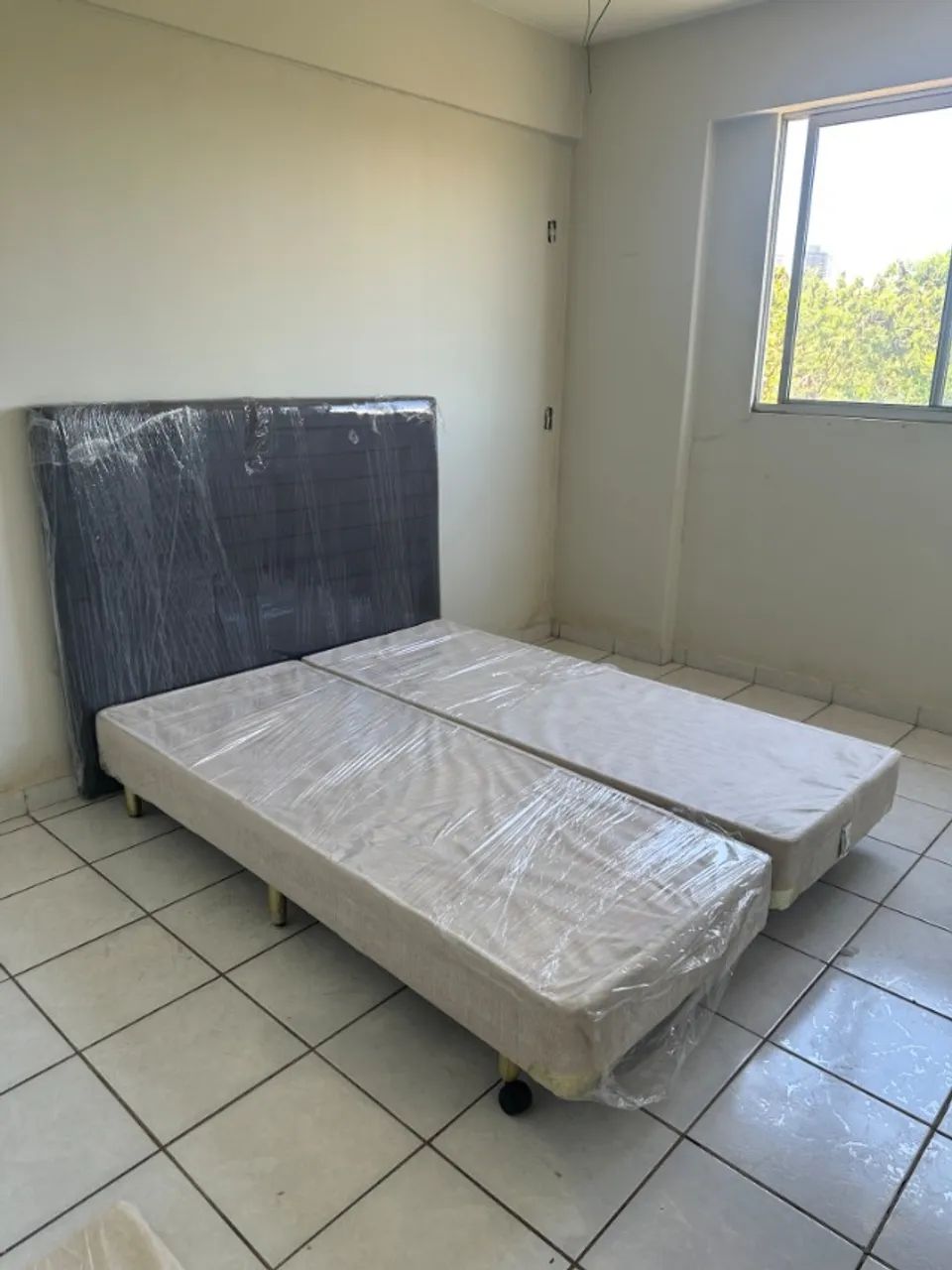 Cama Casal Queen  (198cm X 158cm )
