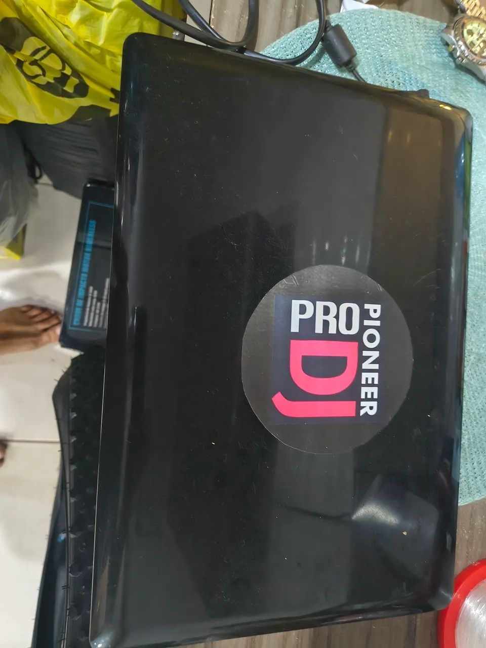 Vendo notebook innov modelo 40117 com defeito  - Foto 2