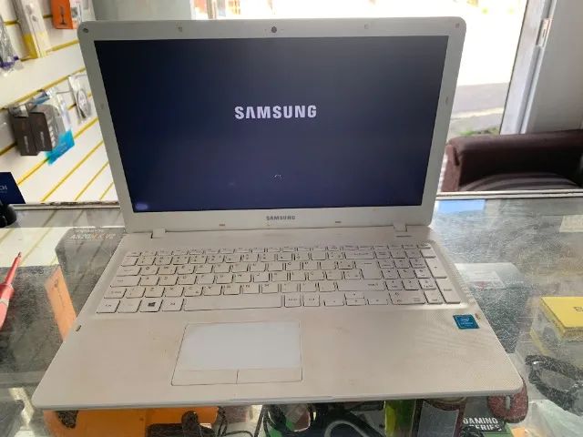 Notebook Samsung ( concerto ou retirada de peças) - Foto 3
