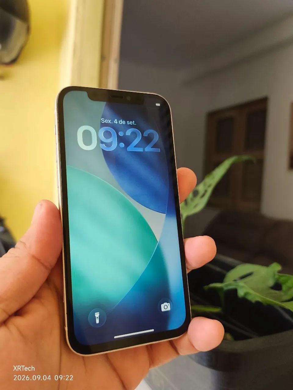 iPhone 12 64 GB