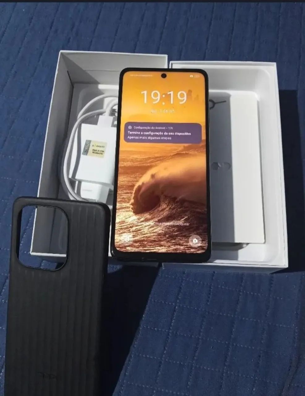 Celular OPPO A40  - Foto 4