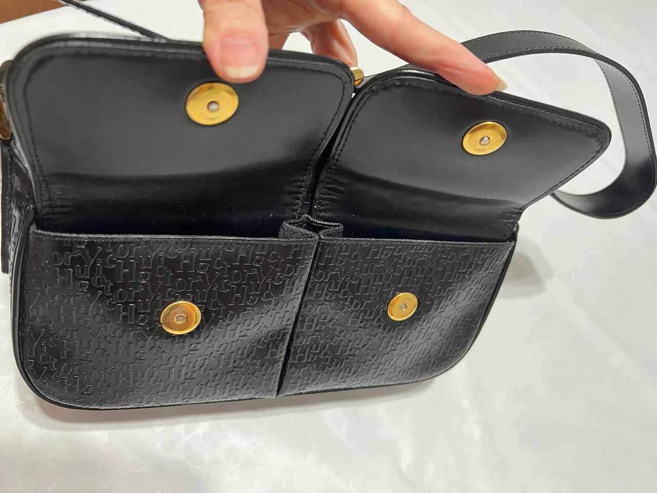 Bolsa Victor Hugo Original de Couro Preta, sem uso.  - Foto 5