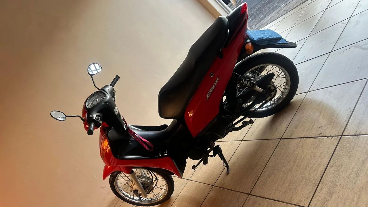 VENDO HONDA BIS - Foto 2