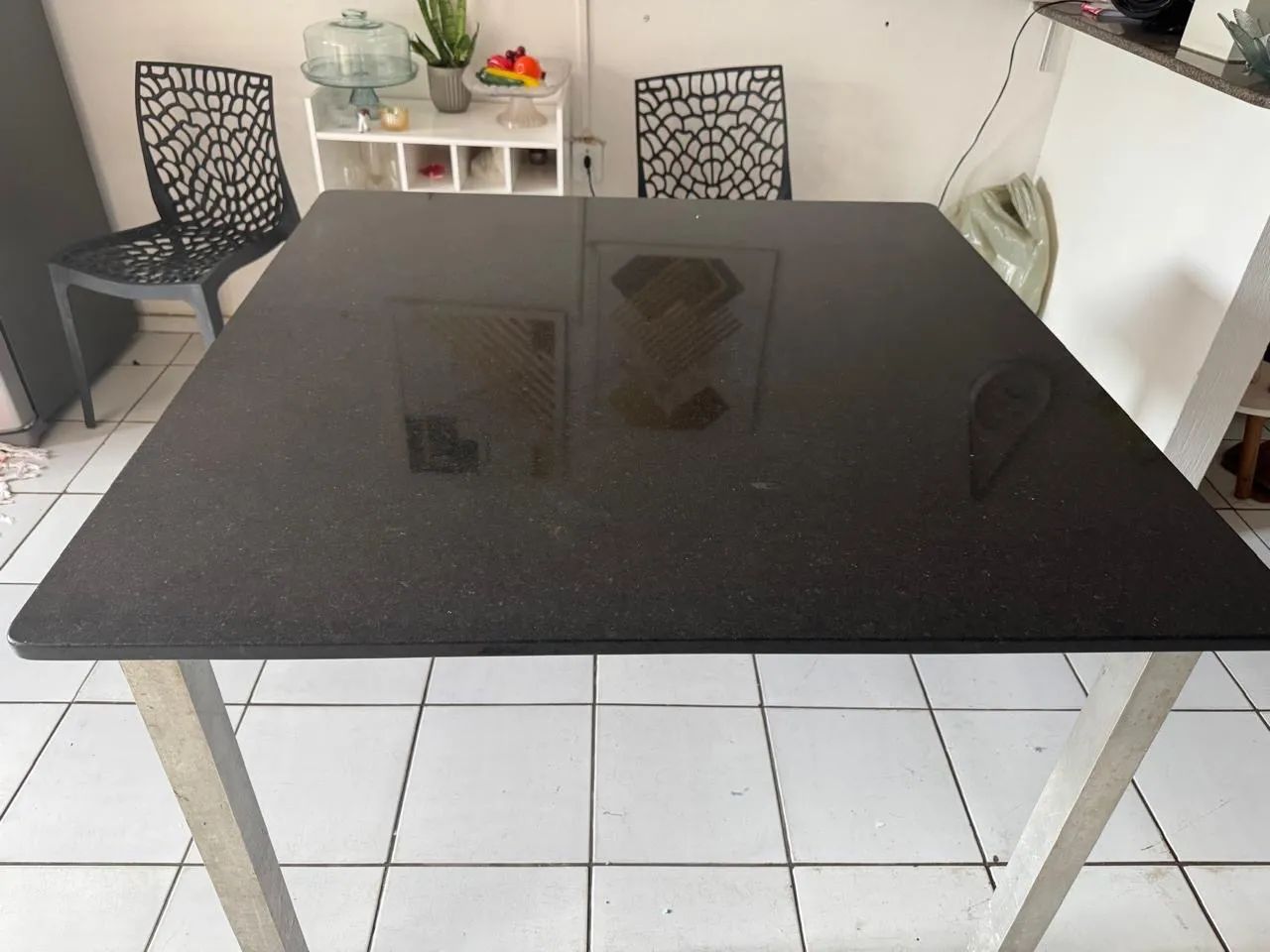 Mesa de mármore original com base de alumínio  - Foto 3