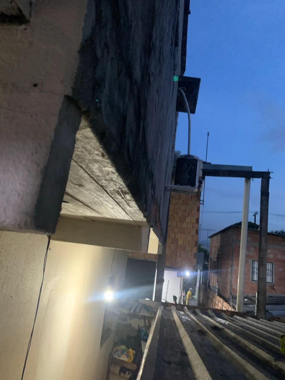 Ar condicionado split Eletrolux 9000btu com defeito  - Foto 3