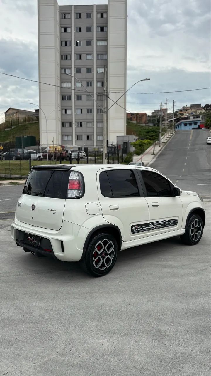 Fiat Uno Sporting 1.4 EVO Fire Flex 8V 4P 2015 - Foto 5