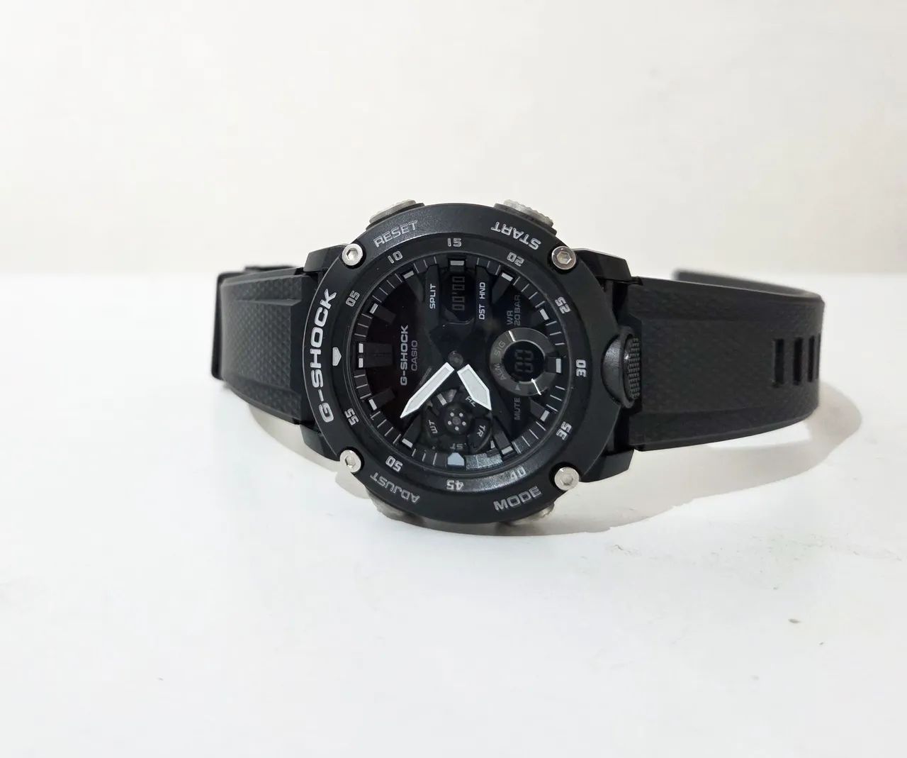 Casio G-Shock GA-2000 Carbon Core Guard 