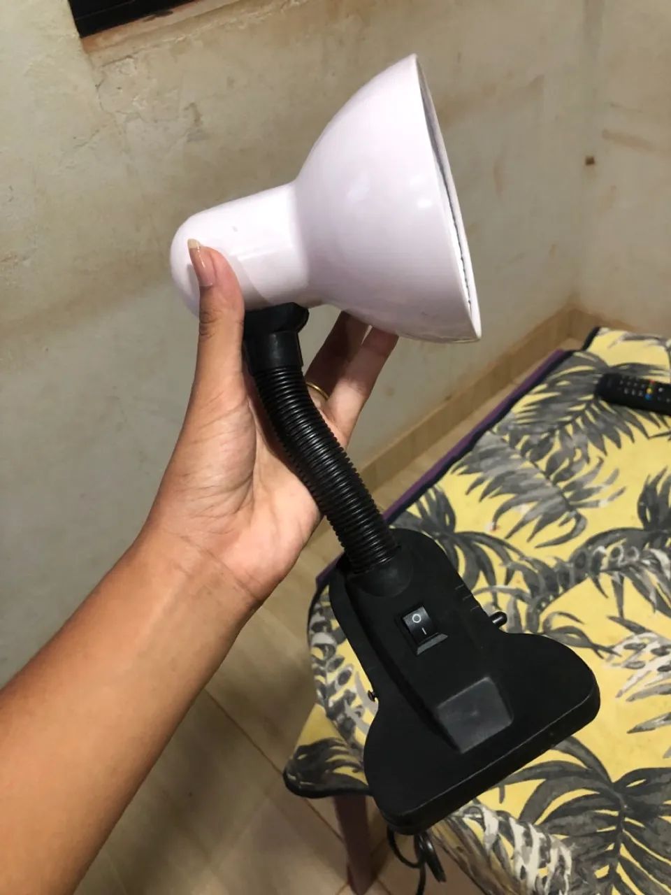 Vendo luz para Studio de unha 