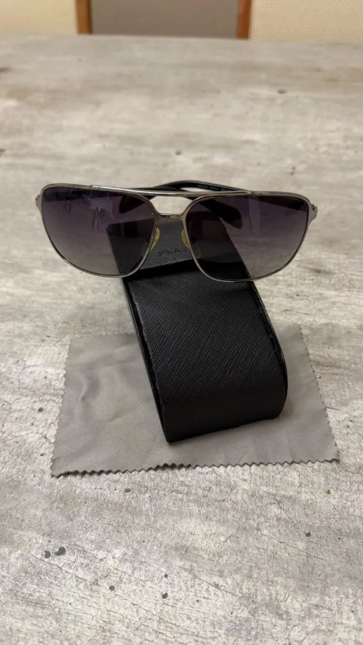 óculos de sol prada original modelo sps54o cor prata - Foto 2