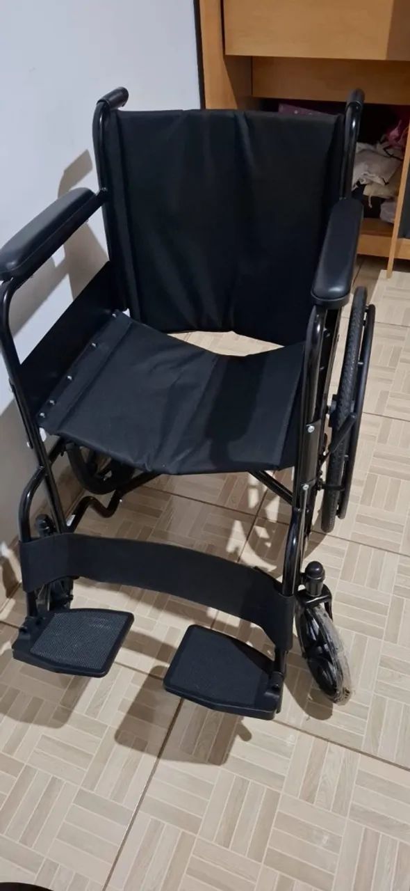 Cadeira de rodas - Foto 3