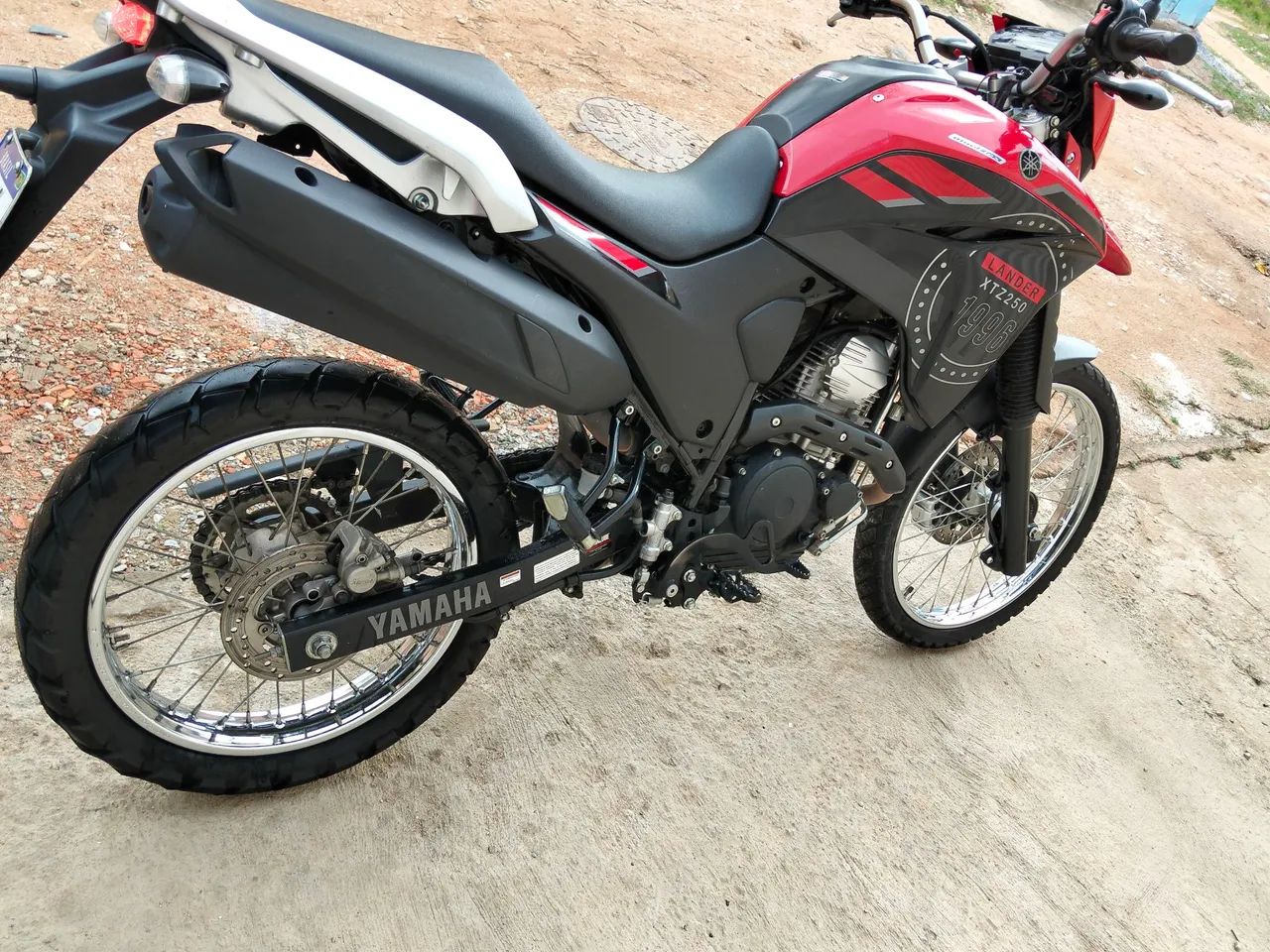 Vende-se Lander  - Foto 4