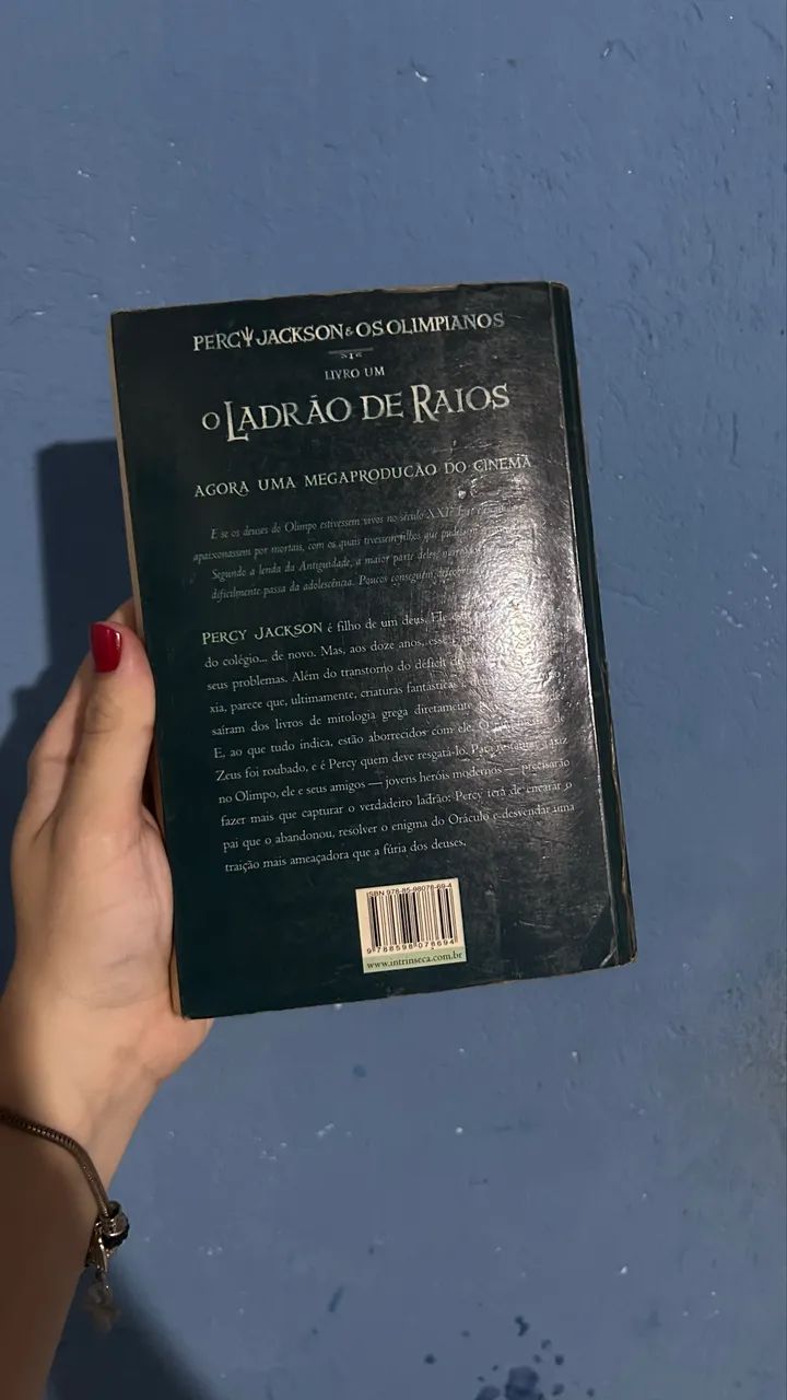 Livro Percy jackson - Foto 2