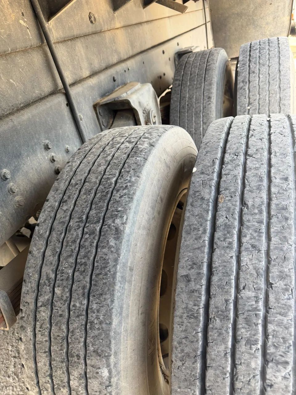 Iveco com munck argo 25 tom - Foto 4