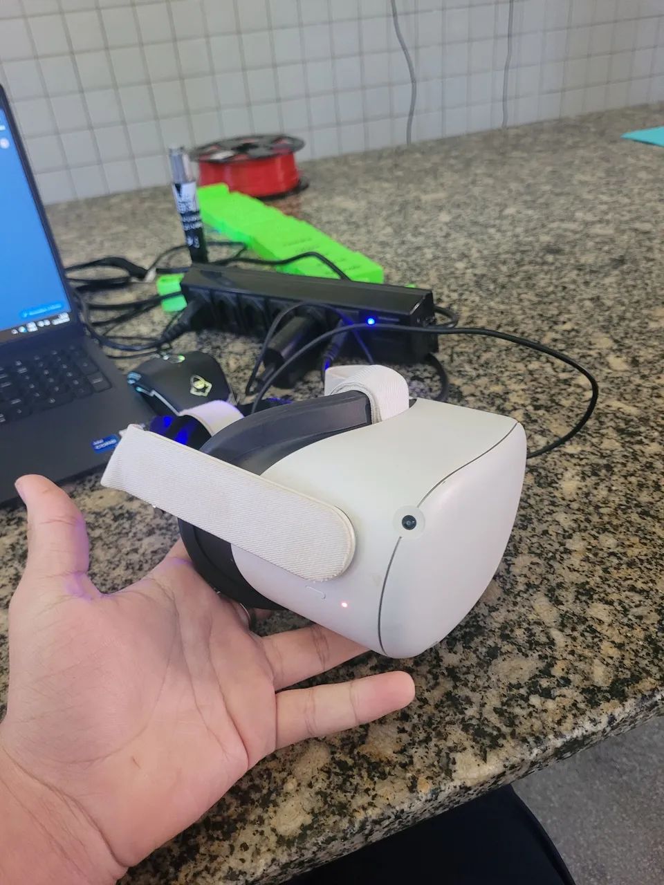 VENDO META QUEST 2 - Foto 2