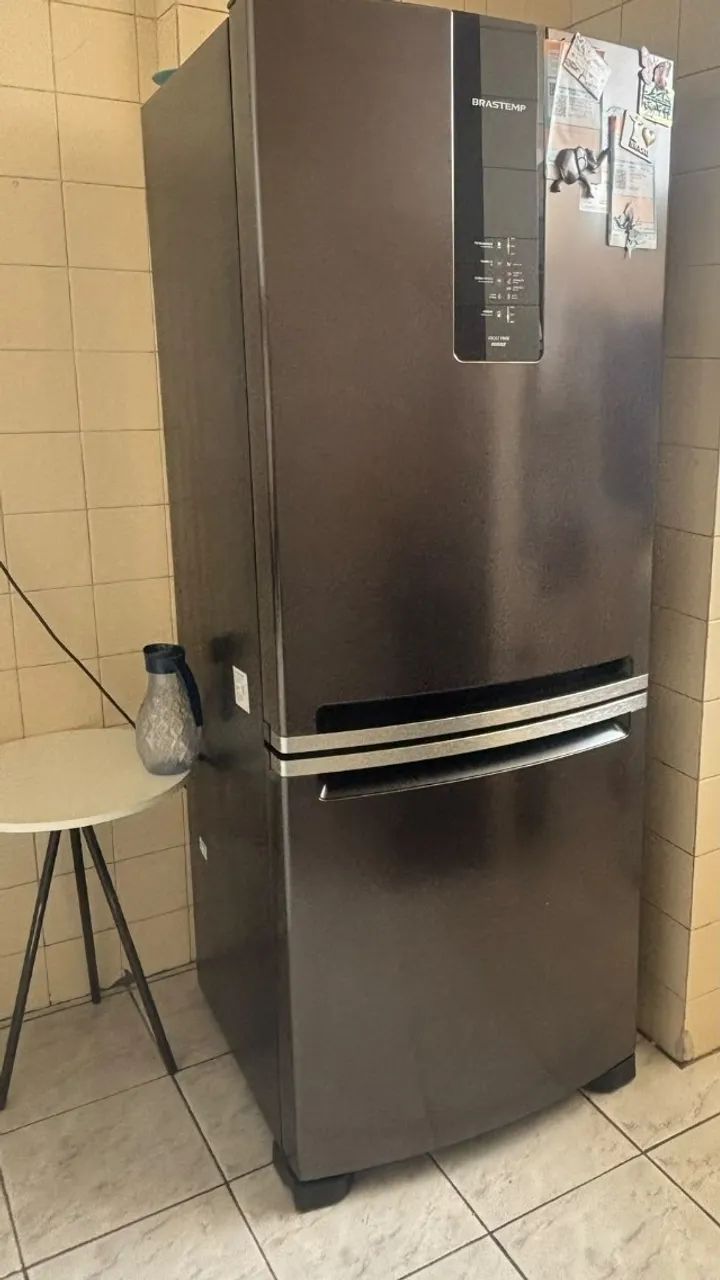 GELADEIRA NOVA