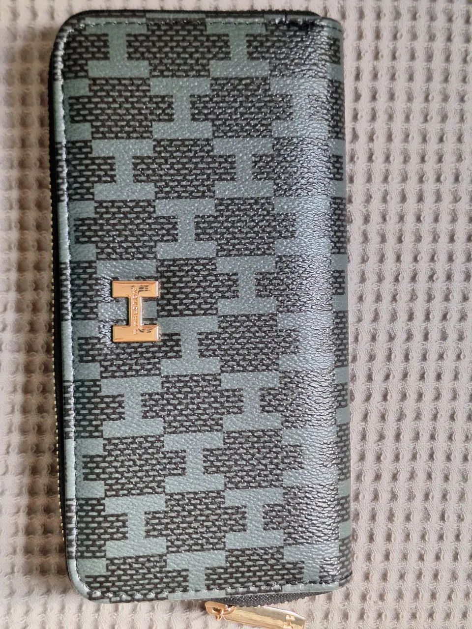 Carteira feminina elegante Halston (20cm)