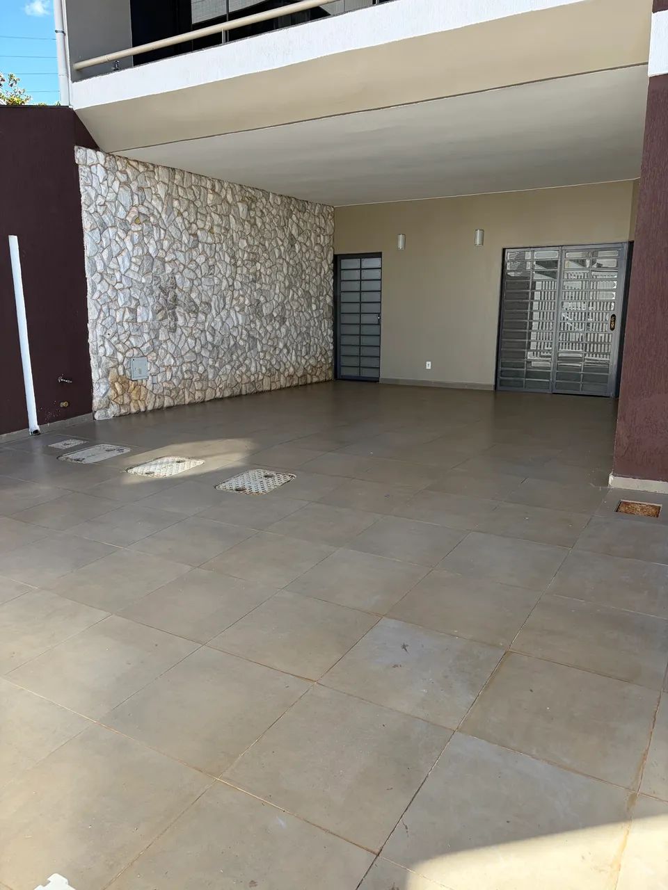 Qi 7 sobrado 5 quartos sendo 3 suítes  - Foto 2